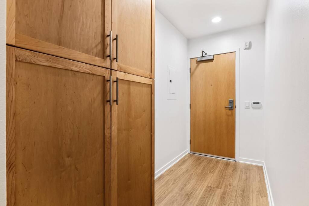 Amazing In Sm Promenade! Free Parking! Appartement Los Angeles